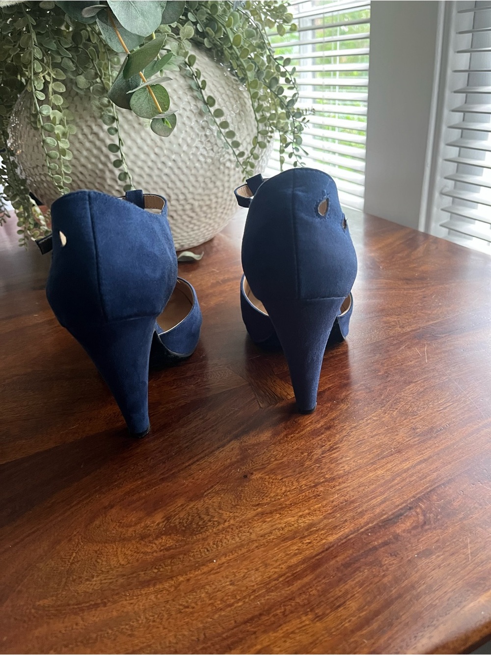 Navy Retro T-Strap Heels - Microsuede - Size 10 - Picture 4 of 6